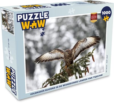 Puzzel Volwassen buizerd in de besneeuwde landen van Tsjechië - Legpuzzel - Puzzel 1000 stukjes volwassenen