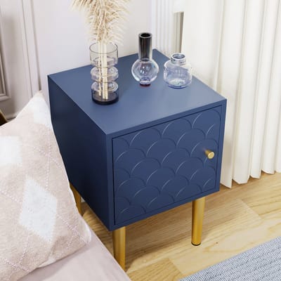 REDOM - Nachtkastje - Front met visschubbenpatroon - Deur met magnetische sluiting - Metalen poten - Slaapkamer en woonkamer - Hout en metaal - Marineblauw - 35 x 35 x 51 cm