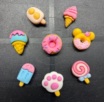 TLVX 8 stuks 3D ijsjes en Donuts Magneten / Leuke Koelkastmagneten / Speel- en Leer Magnets / Foto Magneet Toetje / Whiteboard / School / Kantoor / Notitie / Boodschappenlijst / Memo Bord / Schoolbord / Magnetisch / Gekleurde ijs lolly Magneetjes