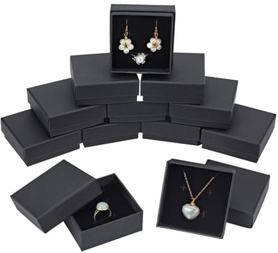 Dailygoods- Geschenkdozen met deksel - Sieraden/doosjes - Mat zwart - Bekleed met fluweel - Gemaakt van gerecycled kraftpapier - Verschillende maten - Sieradendoosje