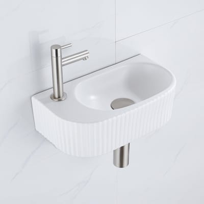 QeramiQ Fuente fonteinset – 40x21.5x12 cm – keramiek wit mat – kraangat links – kraan geborsteld RVS – geribbeld