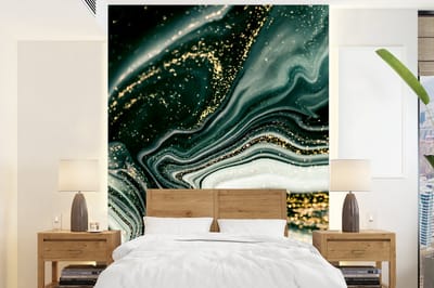 Behang - Fotobehang Marmerlook - Goud - Groen - Glitter - Design - Marmer - Breedte 165 cm x hoogte 220 cm