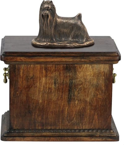 Elegante urn voor Yorkshire Terrier met beeldje in klassieke stijl