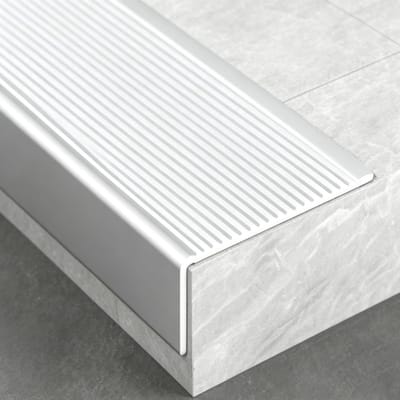 Aluminium trapprofiel - Metaal trapbekleding - Trapranden beschermen - Geïntegreerd L-vormig design - 90 cm - Zilver