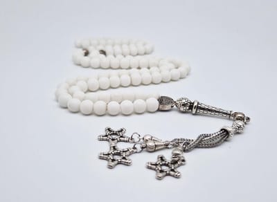 Handgemaakte tesbih "Tasbih" natuursteen "Mat Witte agaat" - Aantal kralen 99 - Diameter kralen 8MM - met metaal tassel "Grote sterren" - Een mooi cadeau-idee