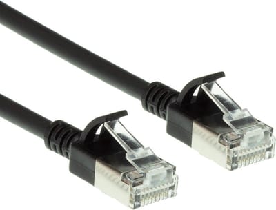 ACT Zwarte 0,5 meter LSZH U/FTP CAT6A datacenter slimline patchkabel snagless met RJ45 connectoren DC7900
