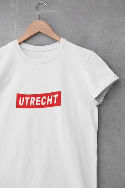Shirt - Utrecht - Wurban Wear | Grappig shirt | Leuk cadeau| Unisex tshirt | FC Utrecht | Domtoren | Wit & Zwart