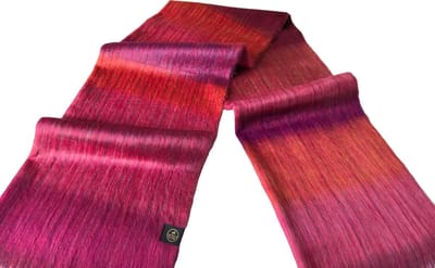 Alpaca D'Luxe Sjaal - Sustainable - Hypoallergeen - Wijn rood - Scarf - Roze - Handgemaakt met alpacawol - Zacht en van Kwaliteit - Luxe cadeau - Duurzaam - Sjaals Dames - Sjaals Heren - Elegant - Zacht en Warm - Comfortabel - Hoogwaardige kwaliteit