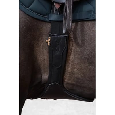 Kentucky Horsewear - Anatomisch Buiklapsingel zwart 125cm