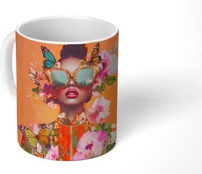 Mok - Koffiemok - Vlinders - Vrouw - Zonnebril - Kleurrijk - Mokken - 350 ML - Beker - Koffiemokken - Theemok