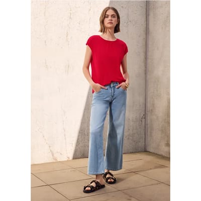Basic shirt met rimpels