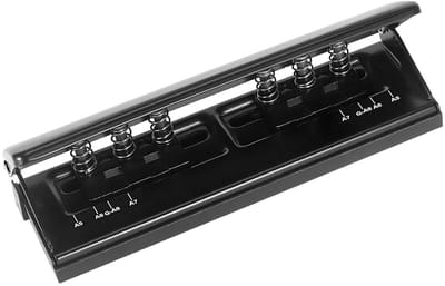GELLDG Verstelbare metalen perforator met 6 ringen - Geschikt voor A5-, A6- en A7-formaat - Met positioneringsmarkeringen - Perforeert 6 vellen tegelijk - Geschikt voor agenda's, persoonlijke documenten, kalenders, ringbandpagina's, enz. - Zwart