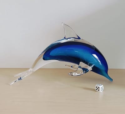 Prachtige blauwe maxi DOLFIJN van kristalglas - grote glazen dolfijn handgemaakt door glasblazer - dier - sculptuur - glass cadeau