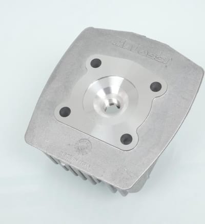 Malossi cilinderkop voor Mobylette Peugeot 50 103 38 4734 / zonder decompressor Nieuw