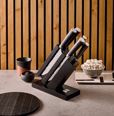 Richardson Sheffield Uta – 5-delig Japans Design Messenblok – Gehamerde Messen – Pakkahout- 13/0 Messenstaal – Sterk, Duurzaam & Betrouwbaar-Cadeauverpakking