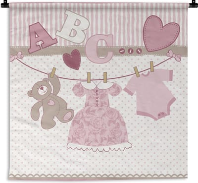 Wandkleed - Wanddoek - Baby kleren - Meisje - Knuffelbeer - Waslijn - Design - 90x90 cm - Wandtapijt