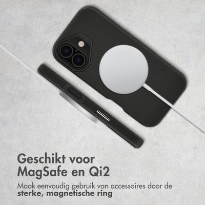 Accezz Hoesje - Geschikt voor Apple iPhone 16 - Tough Backcover geschikt voor MagSafe - Zwart
