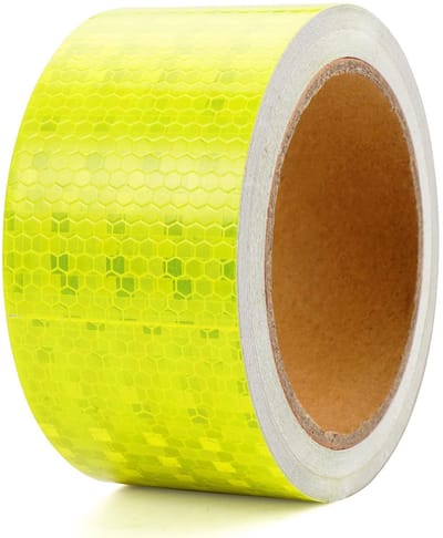 Dailygoods- Reflecterend Plakband 5cm - Geel - Duurzaam - Weerbestendig - Hoge Zichtbaarheid - Agressieve Lijm - Reflectietape