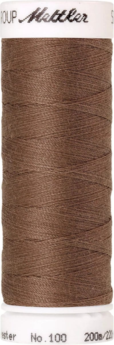 Amann Mettler Seralon Naaigaren – Brown Mushroom (0387) – 200 m – No. 100 – 100% Polyester – Per Stuk
