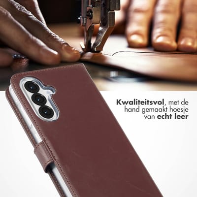 Selencia Hoesje - Geschikt voor Samsung Galaxy A36 / A56 (5G) - Echt Lederen Bookcase - Bruin
