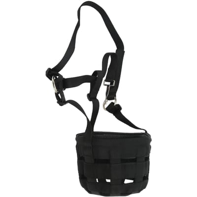 Muselière de pâturage pour cheval noir Respiration facile Couvre-bouche pour cheval avec de grands trous Muselières anti-morsure pour l'équitation black