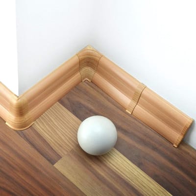 PVC Binnenhoek - Plint Hoekstuk - Wandafwerking - Verborgen Kabelvoering - 62 mm - Wit