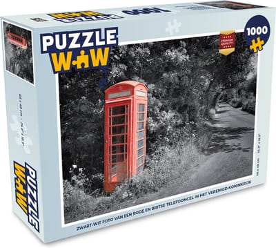 Puzzel Zwart-wit foto van een rode en Britse telefooncel in het Verenigd Koninkrijk - Legpuzzel - Puzzel 1000 stukjes volwassenen