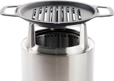 Solo Stove Ranger gietijzeren grillplaat met roestvrijstalen adapter van 16,5 cm. Accessoire voor de Ranger vuurkorf. Gewicht 6,8 kg, diameter kookoppervlak 36,2 cm