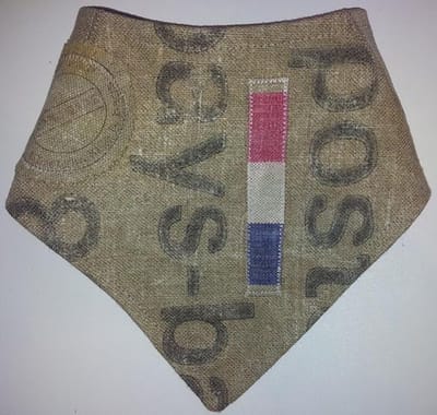Toetie & Zo Handgemaakte Slabber, bandana PTT Post, slab, slabbetje, kraamcadeau