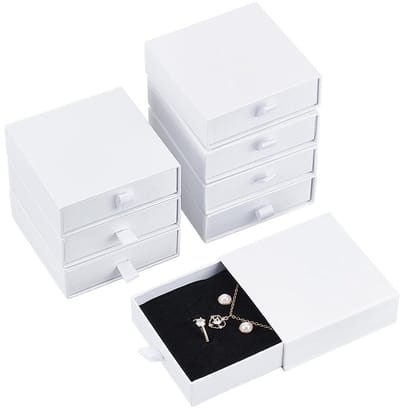 Dailygoods - 8 Pack Kartonnen Sieraden Dozen 9x9x3cm voor Armbanden, Oorbellen en Kettingen