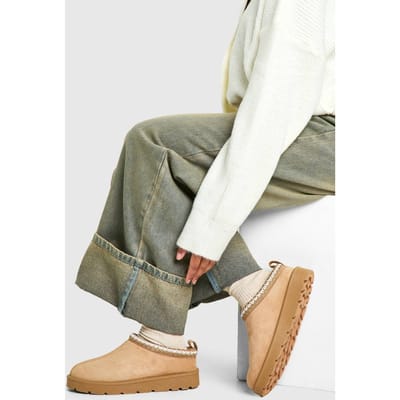 boohoo Dames Geborduurde Gezellige Mules | Sand | Maat: 3