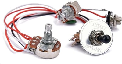Complete Prewired Elektrische Gitaar Bedrading Kit met 3-Weg Rocker Switch, 1 Volume, 1 Toon en 500K Potentiometer voor Verbeterde Geluidskwaliteit