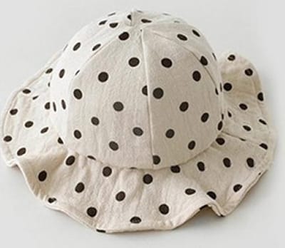 Schattige Vakantie Zonnehoed Linnen look – Creme met Bruine Stippen | 0 – 18 Maanden | Baby – Kind | UV Werend | Elastiek – Licht Uitrekbaar | Strandhoedje - Zomer Accessoire – Stipjes| Voor op het strand of onderweg! | DH Collection
