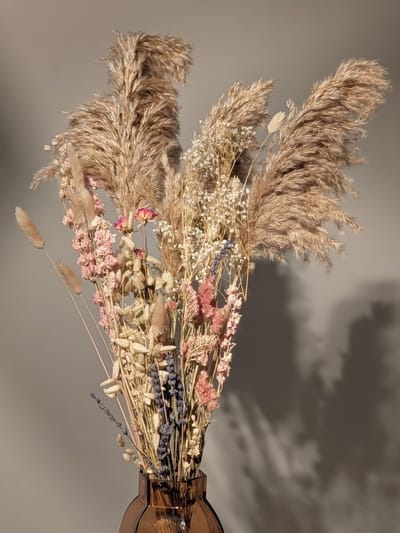 Skandipandi - droogbloemen - XL - 90 cm - natuurlijk - Zachte omhelzing boeket - Pampas - Pampasgras - Natuurlijk - Lavendel - babala - gipskruid - ridderspoor - phalaris - roze - droogboeket - mix - handgemaakt - uniek