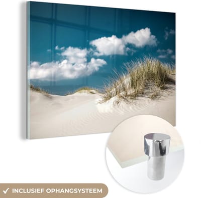 MuchoWow® Glasschilderij 120x80 cm - Schilderij acrylglas - Strand - Duinen - Gras - Foto op glas - Muurdecoratie woonkamer - Wanddecoratie slaapkamer - Schilderijen