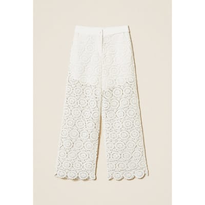 broek in macrame wit meisje