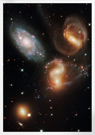 Galactic Wreckage In Stephan's Quintet | Space, Astronomie & Ruimtevaart Poster | A3: 30x40 cm