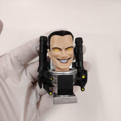 Originele Skibidi Toilet Man Speelgoed Monitor Man Titan Speaker Man Titan TV Man PVC Actiefiguur Model Speelgoed Collectie Kinderpop Cadeau