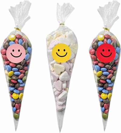 50x Cellofaan Puntzakken 30x16 cm + 60 Stickers Smiley Emoji - Puntzak Doorzichtig - Traktatie Zak - Uitdeelzak - Snoepzak - Inclusief Sluitstrips - 16x30 cm - 50 Stuks