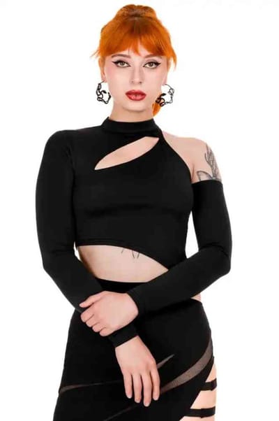 Restyle - Asymmetric Crop top - L - Zwart
