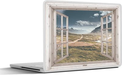 Laptop sticker - 11.6 inch - Doorkijk - Bergen - Hout - 30x21cm - Laptopstickers - Laptop skin - Cover