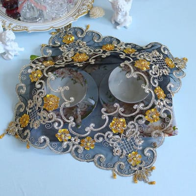 Tapis de table carré brodé doré en dentelle noire de luxe européen, vase, bouilloire à café, cuiseur à riz, tissu, décoration de mariage 38x38cm