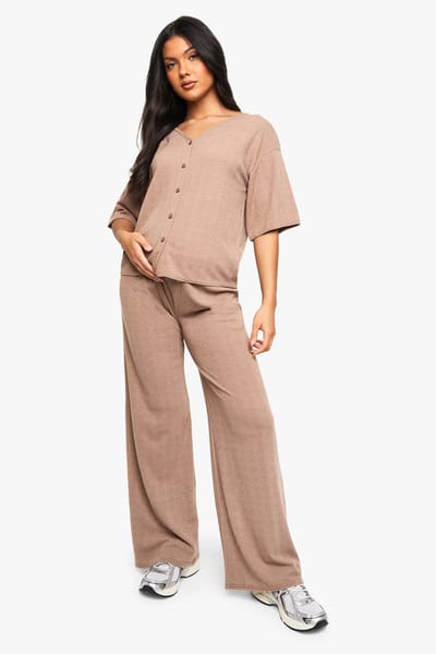 boohoo Dames ZWANGERSCHAP V-HALS MET KNOOPSLUITING, LOSSE PASVORM CO-ORD | Mokka | Maat: 40