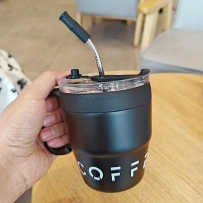 Tasse à café 480 ml avec couvercle à paille Mug thermos en acier inoxydable pour boissons froides Eau Thé Lait Bureau Extérieur Bouteille portable 480ml