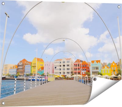 Gards Tuinposter Willemstad Gekleurde Huisjes in Cura�ao - 80x60 cm - Tuindoek - Tuindecoratie - Wanddecoratie buiten - Tuinschilderij