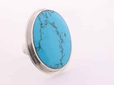 Grote ovale zilveren ring met blauwe turkoois - maat 17.5