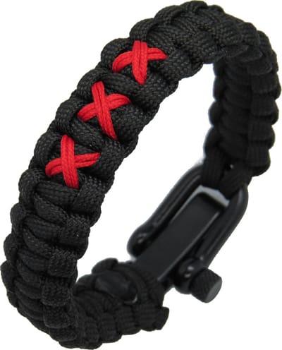 750 jarig bestaan Amsterdam- 750th anniversary Amsterdam- Handgemaakte Zwarte Paracord Armband - Duurzame Armband met Drie Rode Kruizen - Een Stijlvolle Verwijzing naar Amsterdam - XXX - Mokum - Andreaskruizen - 020