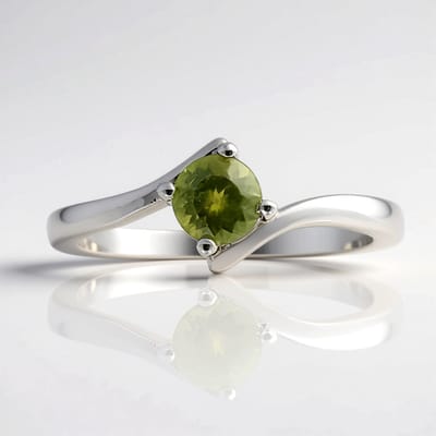 Cavill - Moderne Zilveren Ring - 925 Sterling Zilver - Vesuvianiet 0,468 ct Rond slijpsel - Elegante Damesring Met Groene Edelsteen - Prong Zetting