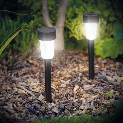 1x Solar LED Tuinlamp Met Grondspies – Koel Wit – Zwart – Kunststof – 30 Cm – Op Zonne-Energie – Automatisch Aan Bij Schemer – Decoratieve Buitenverlichting Voor Tuin En Pad [11701A]