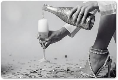 Placemats 45x30 cm - Placemat kunststof - 1 stuk - Feestelijk - Champagne - Discobal - Borden onderleggers - Decoratie voor op tafel - Keuken tafeldecoratie accessoires - Vinyl onderlegger - Tafelversiering